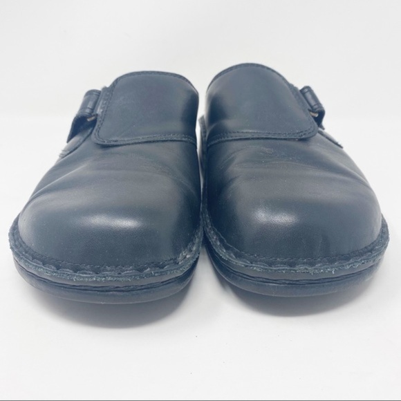 Finn Comfort Black Leather Men's Loafers - Picture 2 of 8